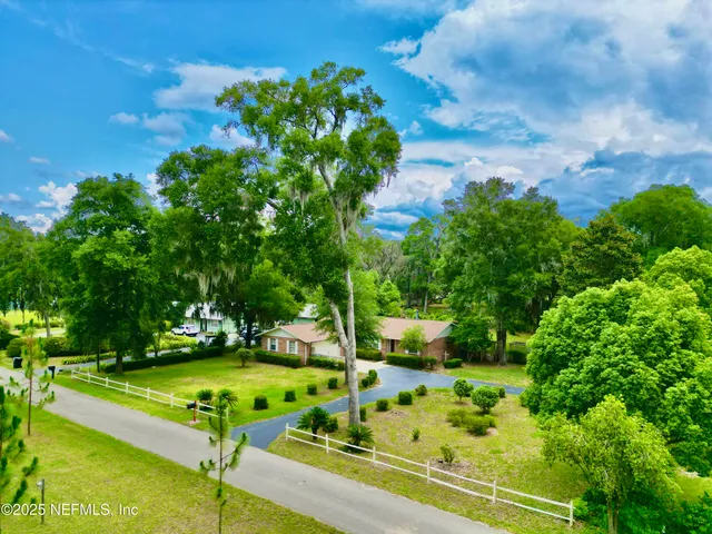 $319,900 | 6027 Dogwood Lane, Melrose, FL 32666