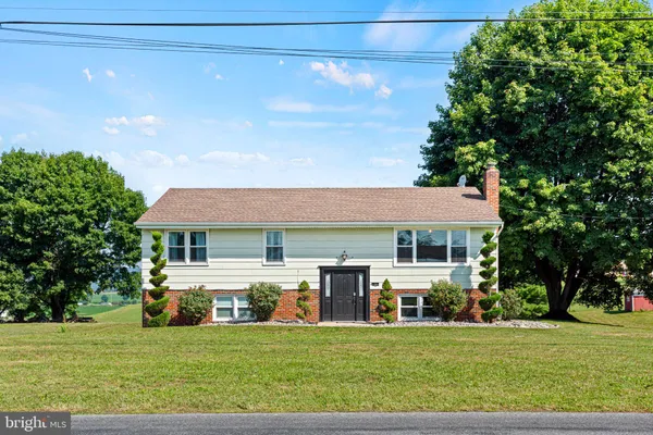 $389,000 | 236 Ridge Hill Road, Mechanicsburg, PA 17050