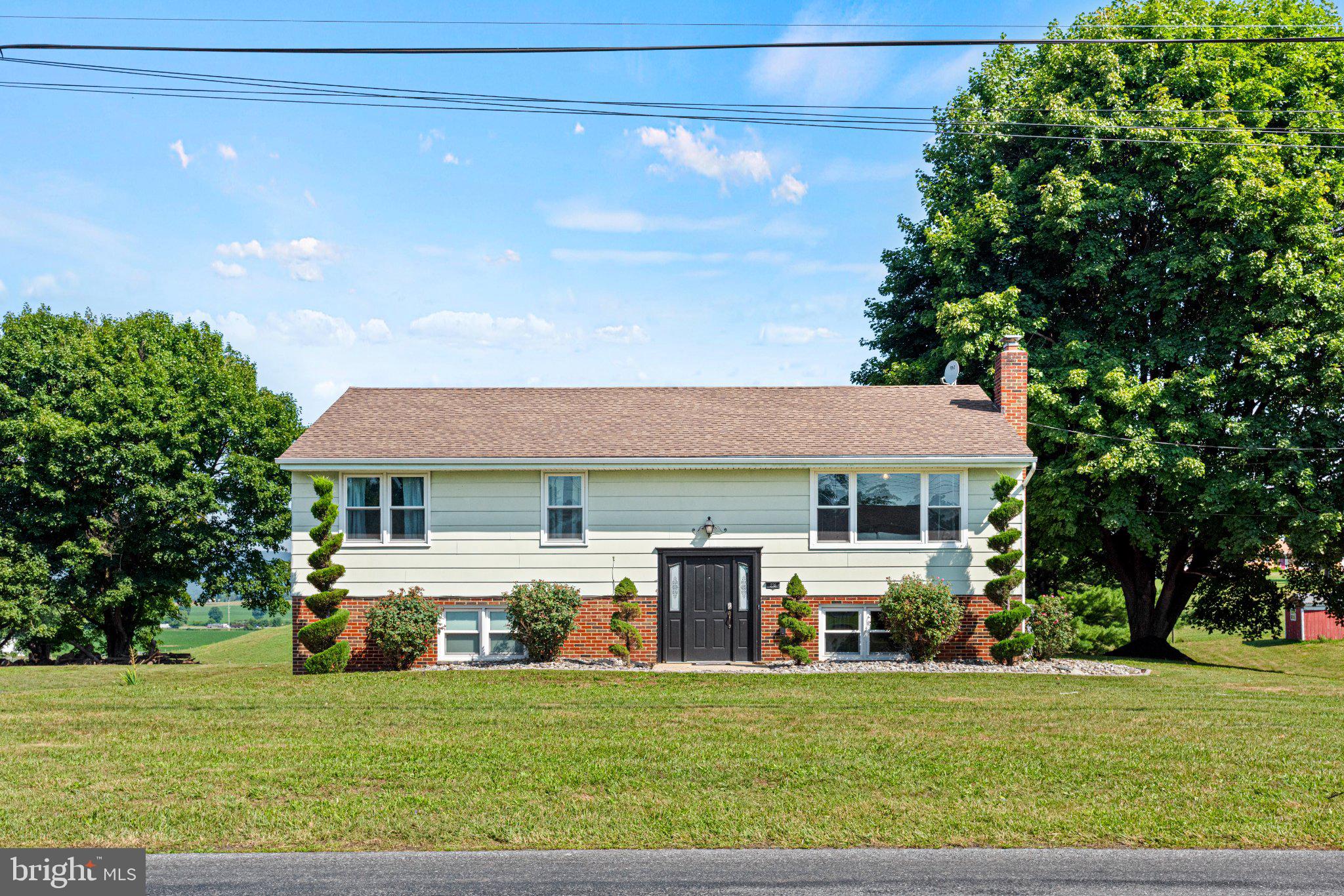 236 Ridge Hill Road Mechanicsburg, PA 17050 - Photo 1 of 36 Charming split-level home with greenery.