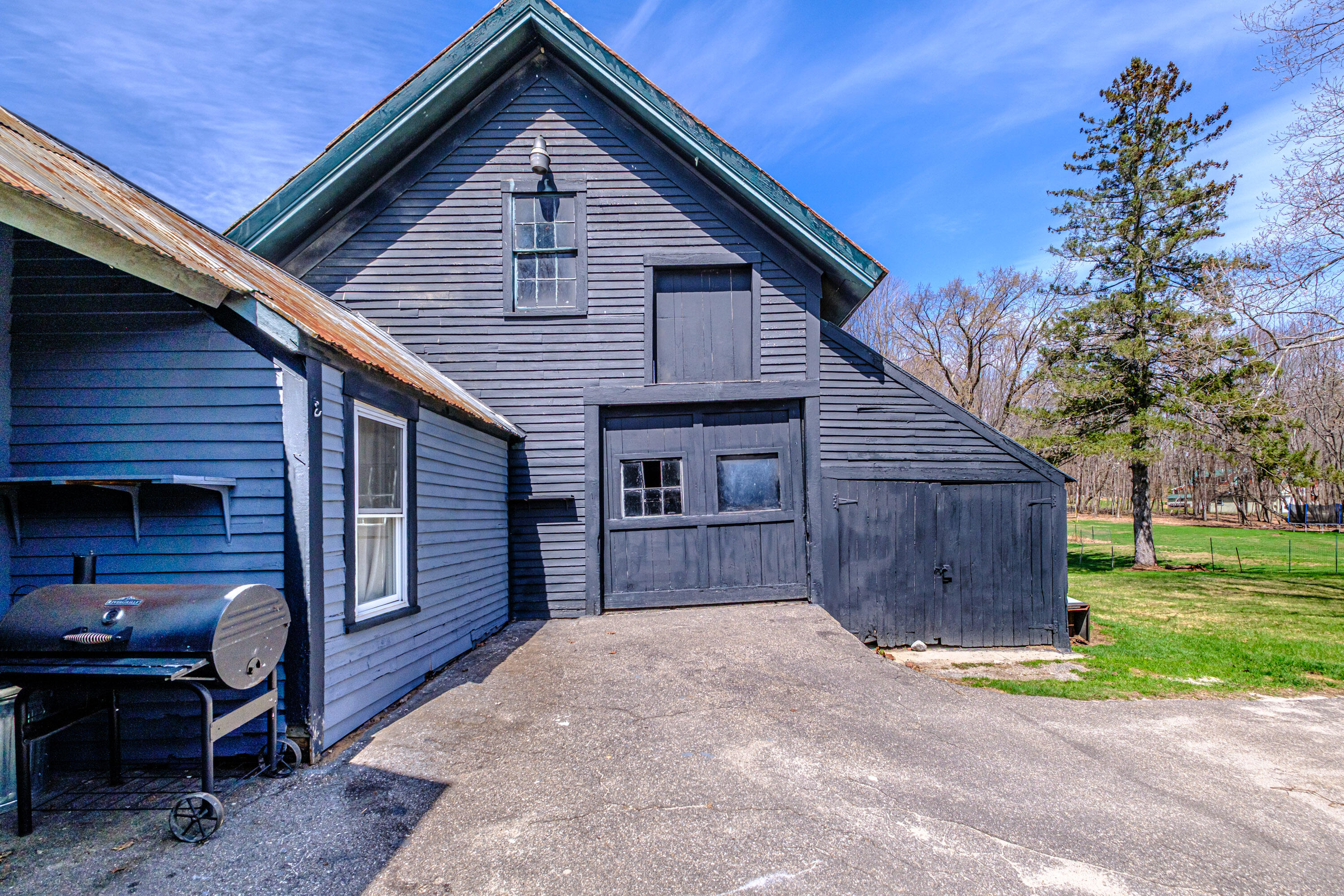 528 Main Street Bridgton, ME 04009 - Photo 3 of 67 20260421gp-63017