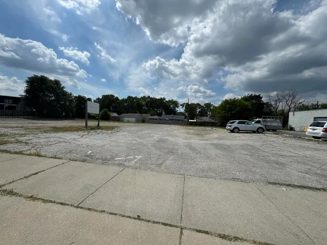 a view of a bathroom