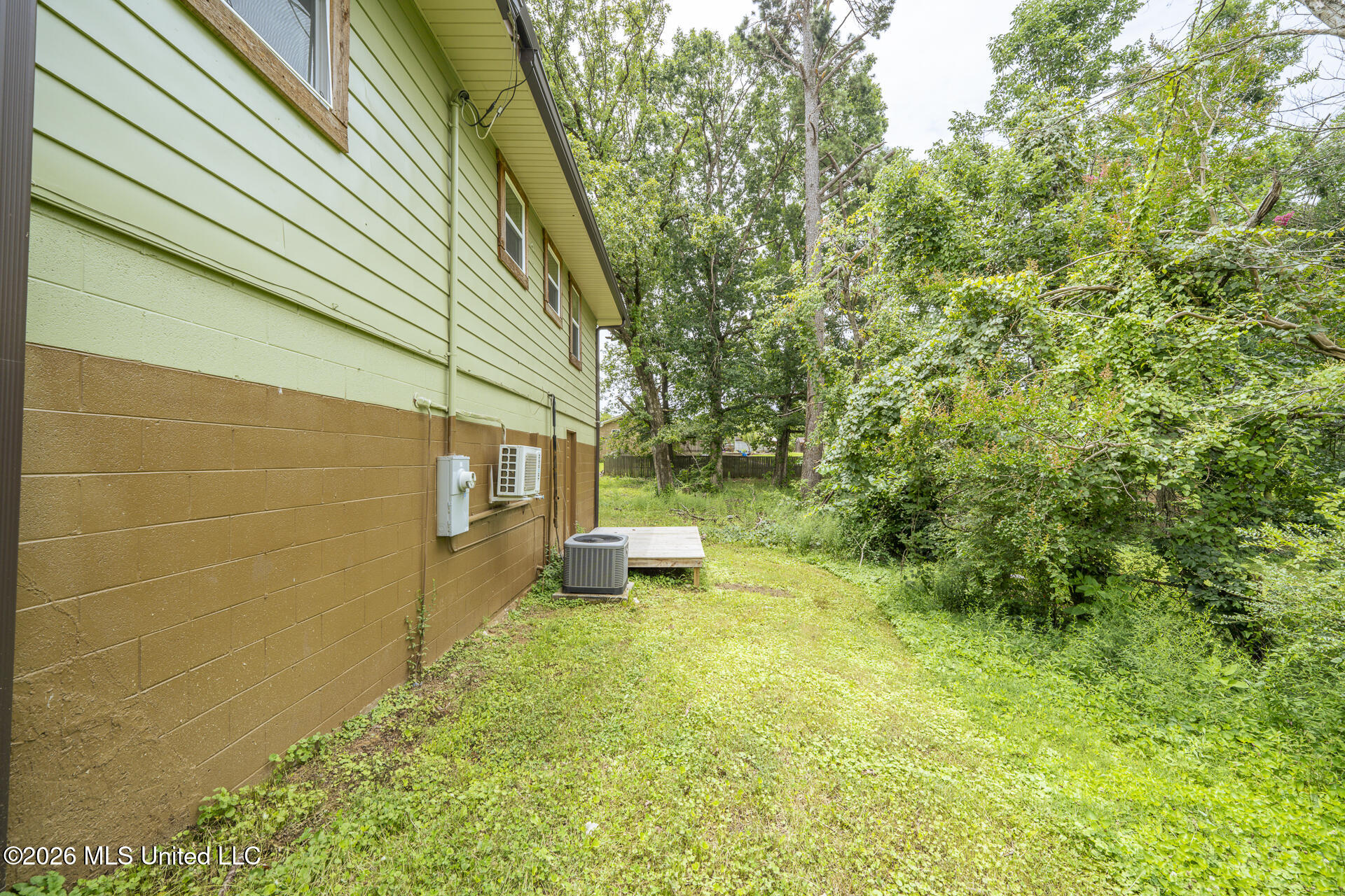 117 Hazel Road Ripley, MS 38663 - Photo 5 of 42 117 Hazel Rd Ripley MS-6