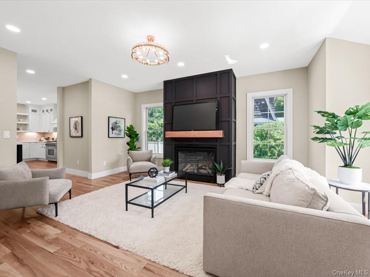 8 Brixton Road Garden City, NY 11530 - Photo 10 of 47