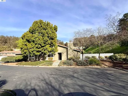$778,000 | 123-123 Ironwood, Oakland, CA 94605