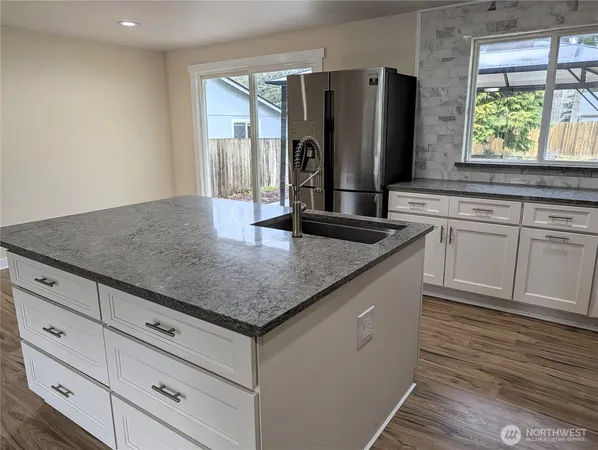 $515,000 | 11823 150th St Court East, Puyallup, WA 98374