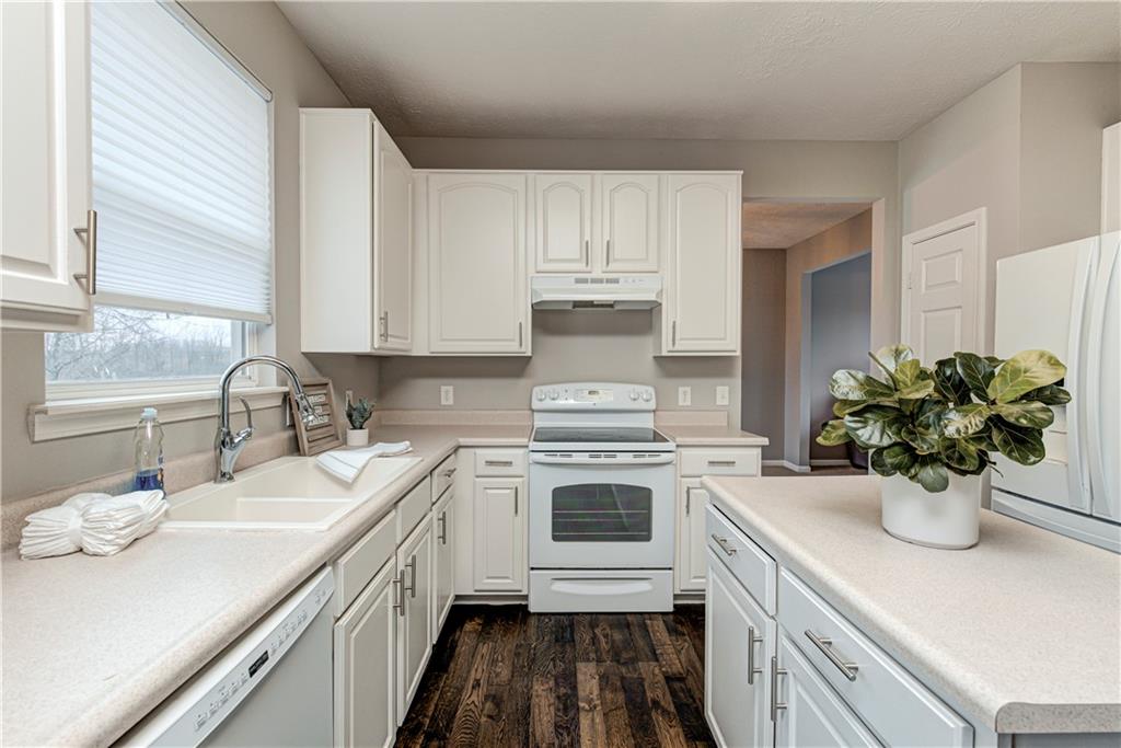 8842 Rapp Drive Indianapolis, IN 46237 - Photo 11 of 38 Gallery Image 11