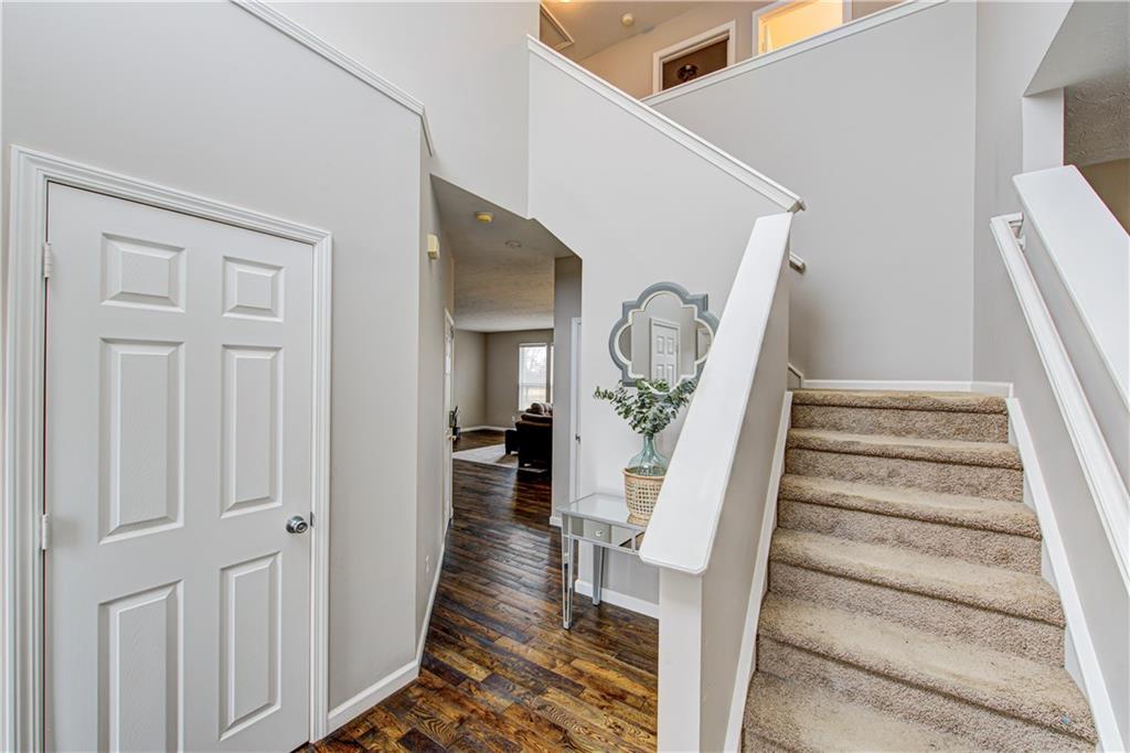 8842 Rapp Drive Indianapolis, IN 46237 - Photo 6 of 38 Gallery Image 6