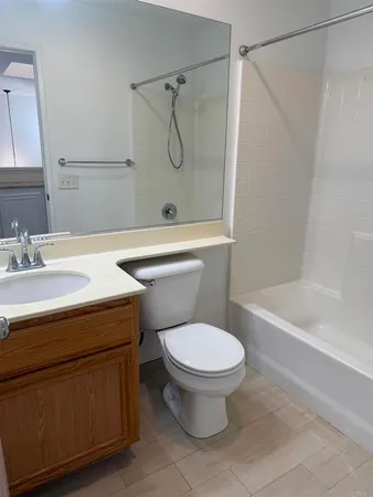 $3,900 | 4665 Los Alamos Way, Unit C, Oceanside, CA 92057