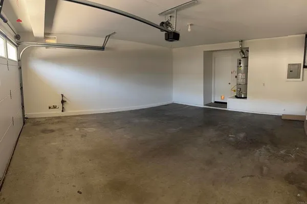 $3,900 | 4665 Los Alamos Way, Unit C, Oceanside, CA 92057