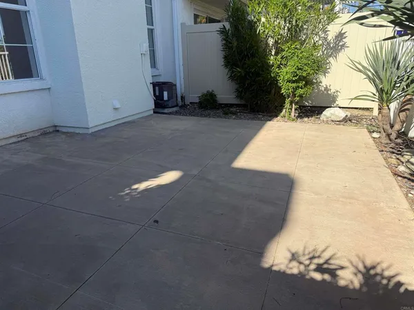 $3,900 | 4665 Los Alamos Way, Unit C, Oceanside, CA 92057