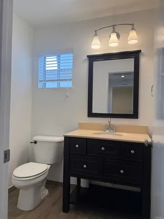 $3,900 | 4665 Los Alamos Way, Unit C, Oceanside, CA 92057