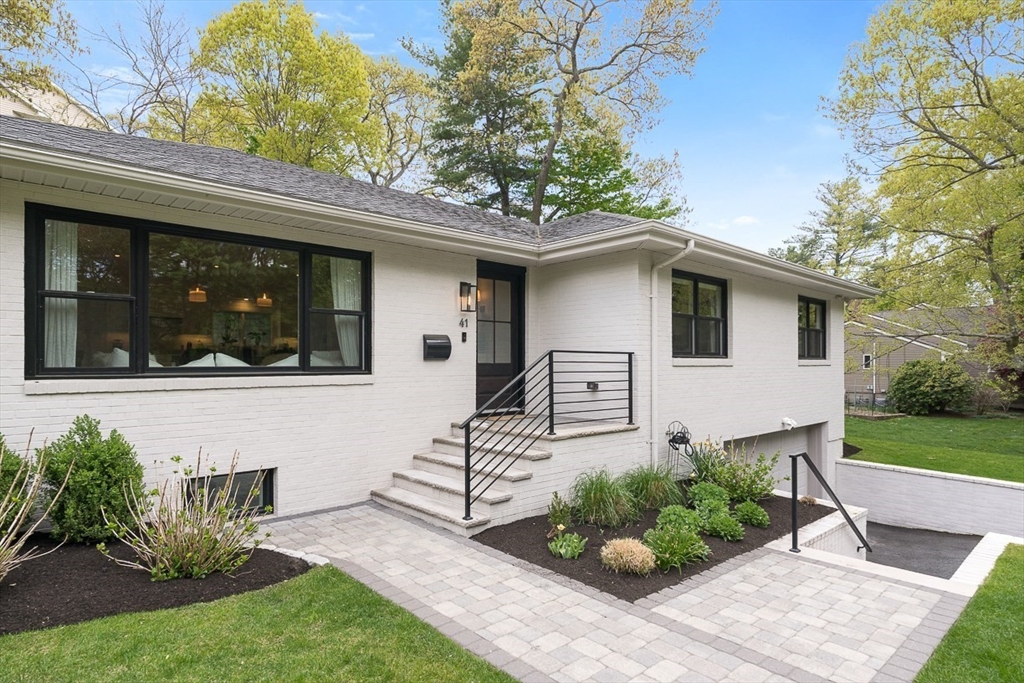 41 Sunset Road Winchester, MA 01890 - Photo 3 of 42