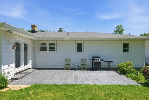 $289,900 | 34456 West Lake Shore Drive, Round Lake, IL 60073
