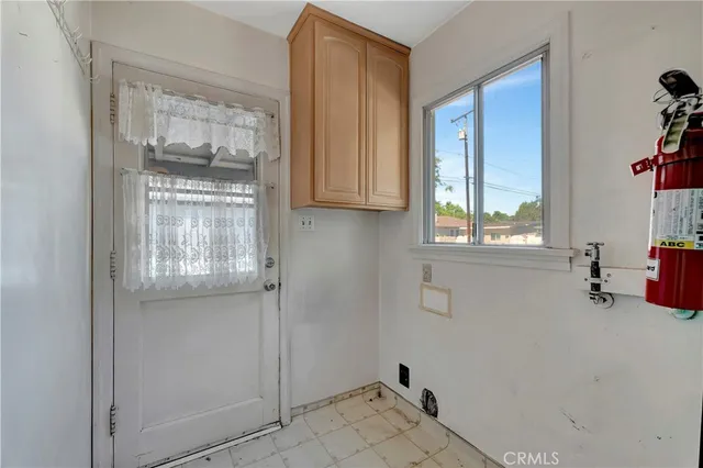 $1,100,000 | 1949 Chatwin Avenue, Long Beach, CA 90815