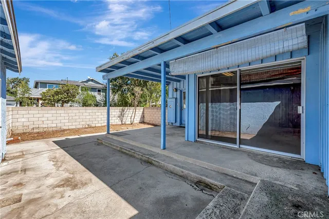 $1,100,000 | 1949 Chatwin Avenue, Long Beach, CA 90815