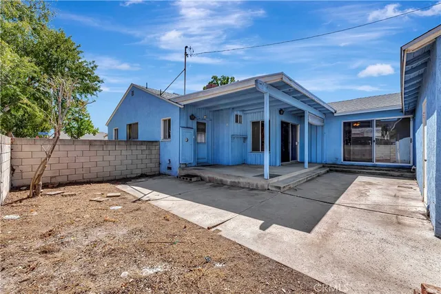 $1,100,000 | 1949 Chatwin Avenue, Long Beach, CA 90815