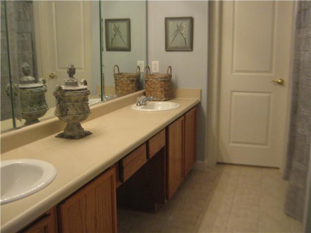 11203 Schoolhouse Road Fishers, IN 46037 - Photo 10 of 15 Gallery Image 10