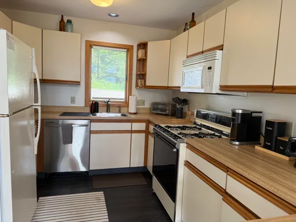 $437,000 | 29 1st Lane, Unit 17, Wilmington, VT 05363