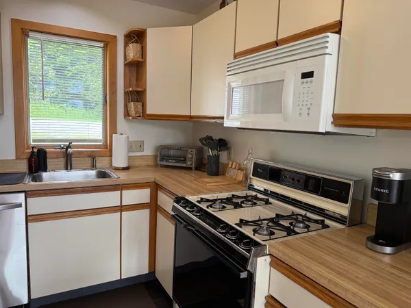 $437,000 | 29 1st Lane, Unit 17, Wilmington, VT 05363