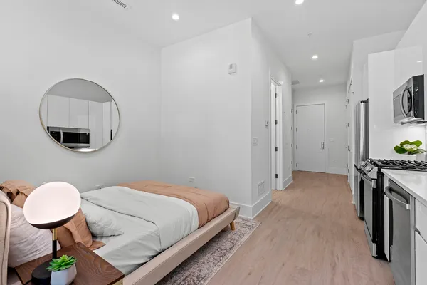 $2,895 | 812 West Adams Street, Unit 410, Chicago, IL 60607