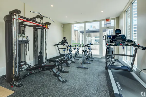 $2,895 | 812 West Adams Street, Unit 410, Chicago, IL 60607