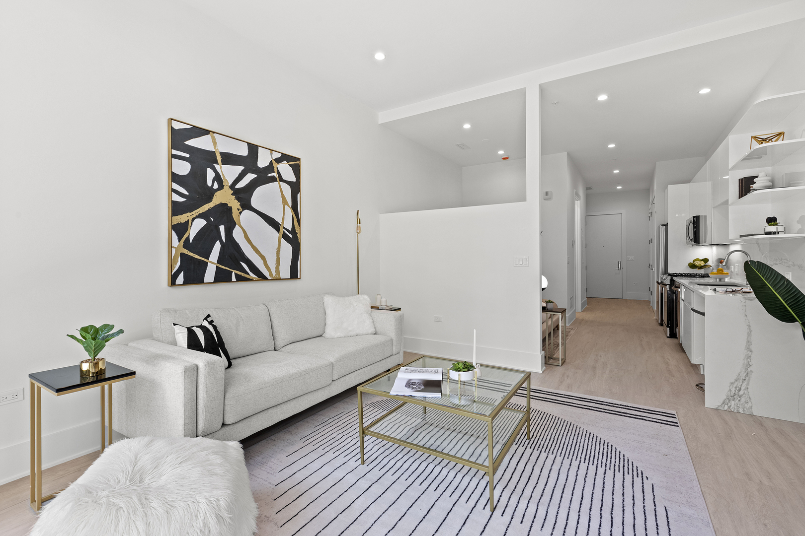 812 West Adams Street, Unit 410 Chicago, IL 60607 - Photo 6 of 37