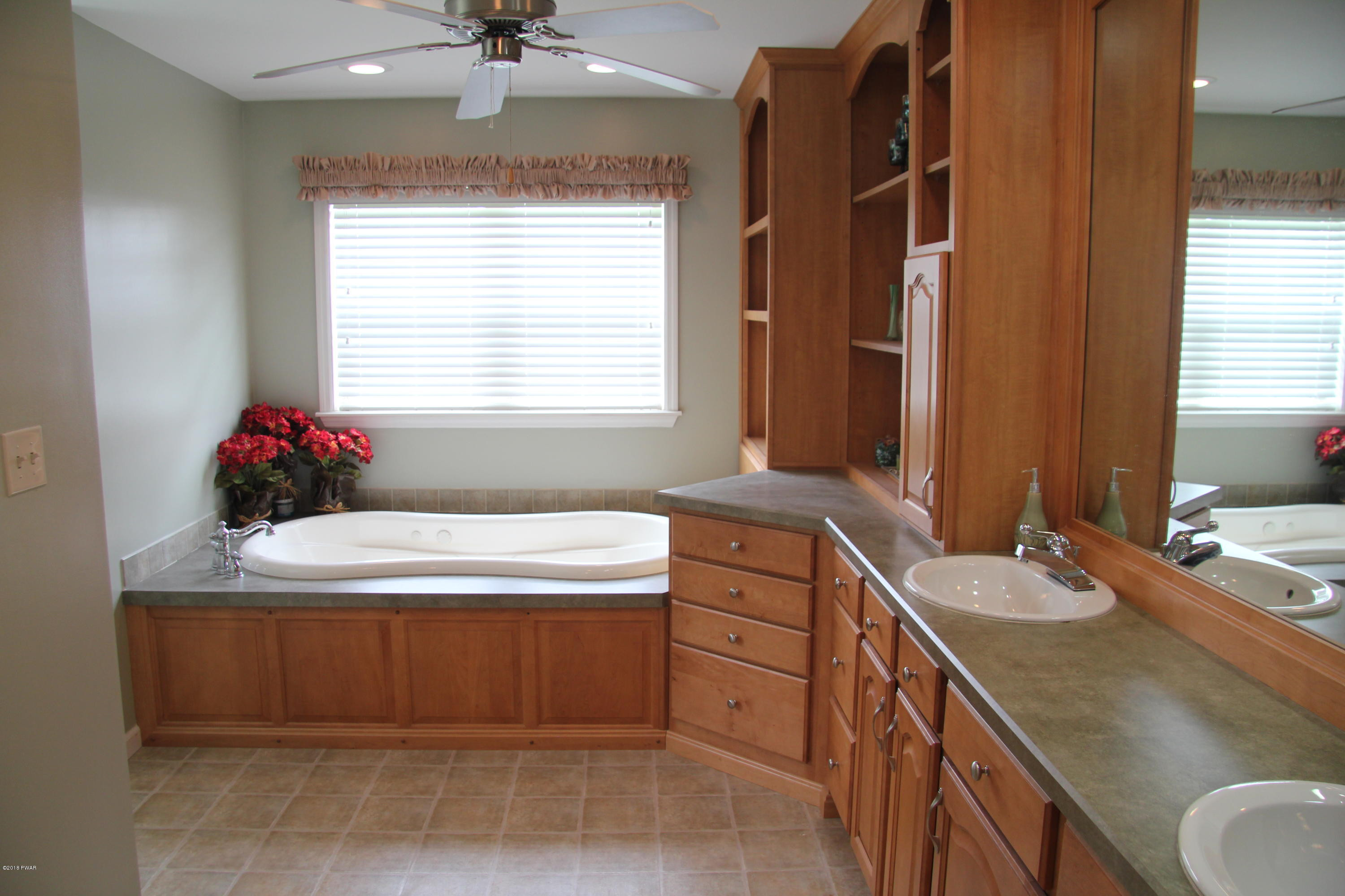 22 B Middle Creek Road Lake Ariel, PA 18436 - Photo 10 of 19