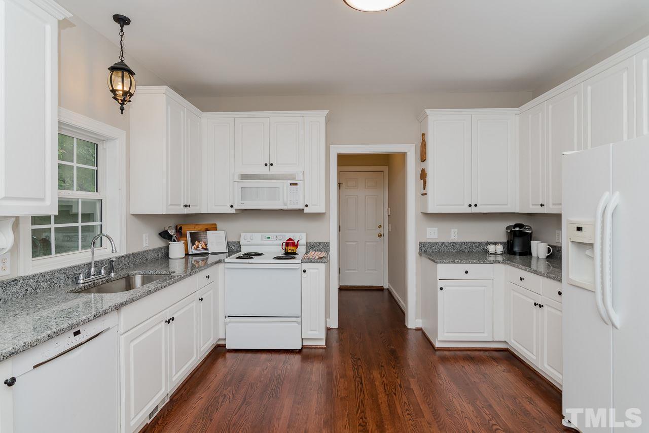 825 Cedar Downs Drive Raleigh, NC 27607 - Photo 7 of 19