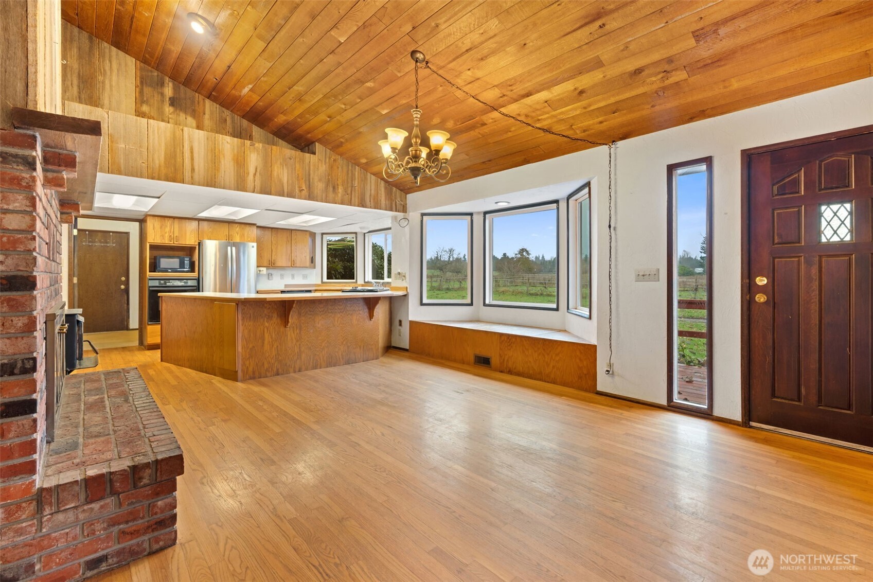 409 Shanklin Road Onalaska, WA 98570 - Photo 10 of 39