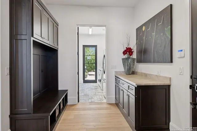 $17,100,000 | 27285 Toutant Beauregard Road, Boerne, TX 78006