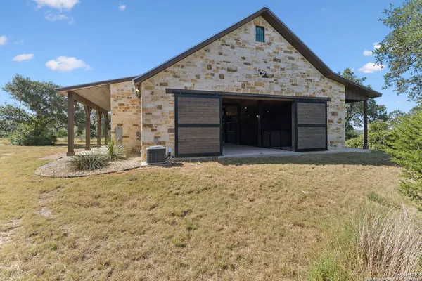 $16,900,000 | 27285 Toutant Beauregard Road, Boerne, TX 78006