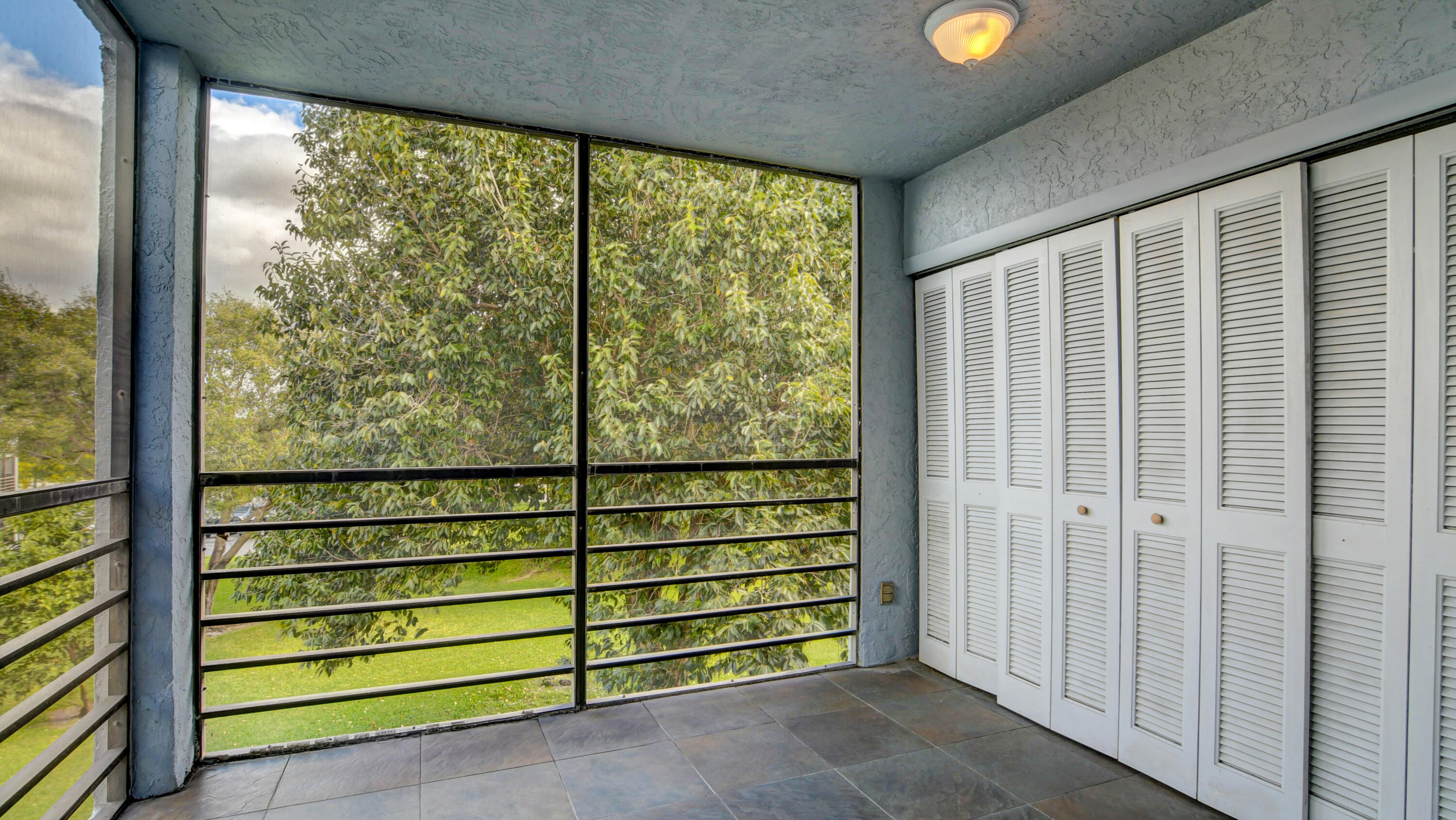 9440 Southwest 8th Street, Unit 417 Boca Raton, FL 33428 - Photo 14 of 19 54_dsc_3228_29_30_31_32