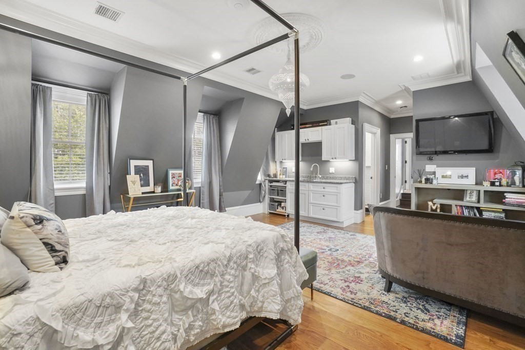 30 Beaumont Street Boston, MA 02124 - Photo 27 of 41