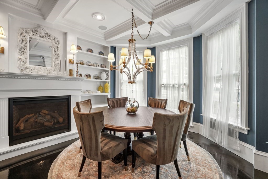 30 Beaumont Street Boston, MA 02124 - Photo 3 of 41