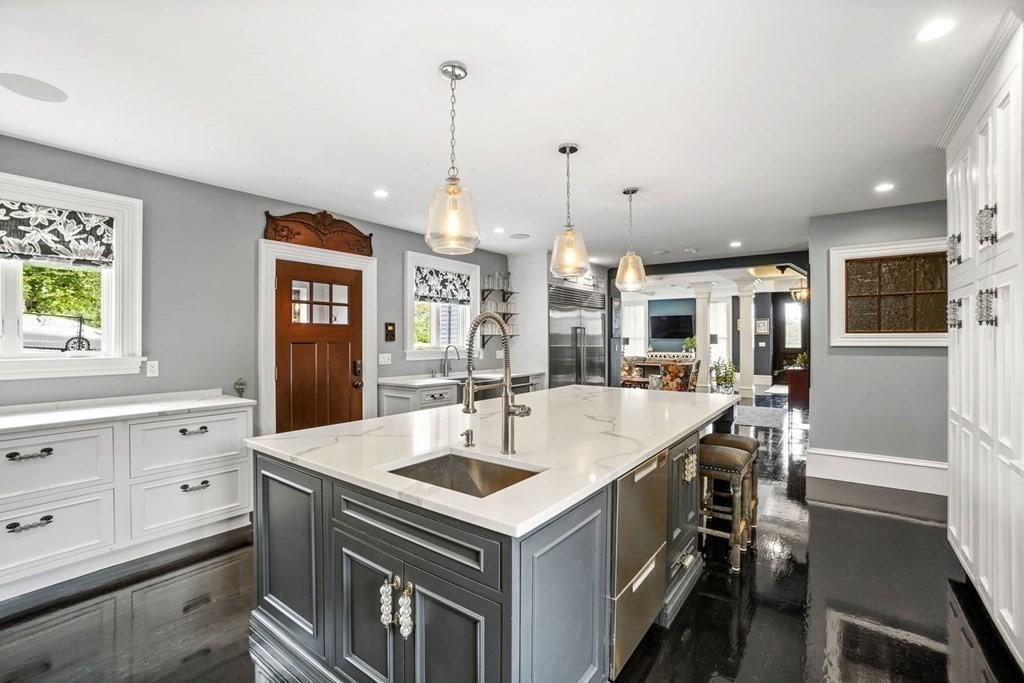 30 Beaumont Street Boston, MA 02124 - Photo 7 of 41