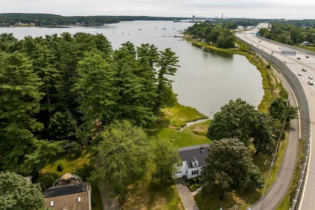 $770,000 | 354 Dover Point Road, Dover, NH 03820