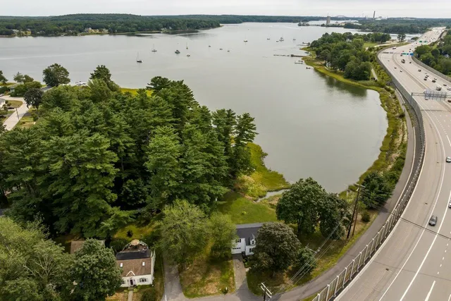 $770,000 | 354 Dover Point Road, Dover, NH 03820