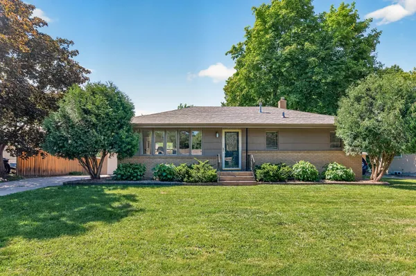 $350,000 | 1056 Glenhill Road, Shoreview, MN 55126