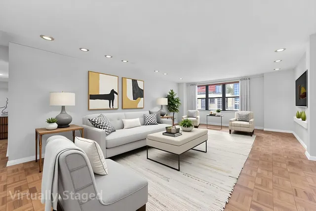 $1,195,000 | 301 East 48th Street, Unit 17F | Midtown East