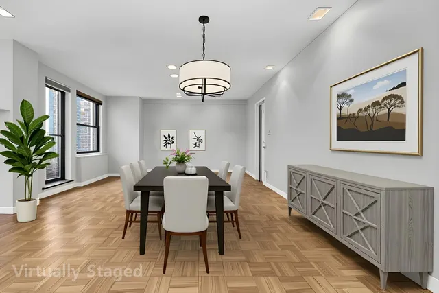 $1,195,000 | 301 East 48th Street, Unit 17F | Midtown East