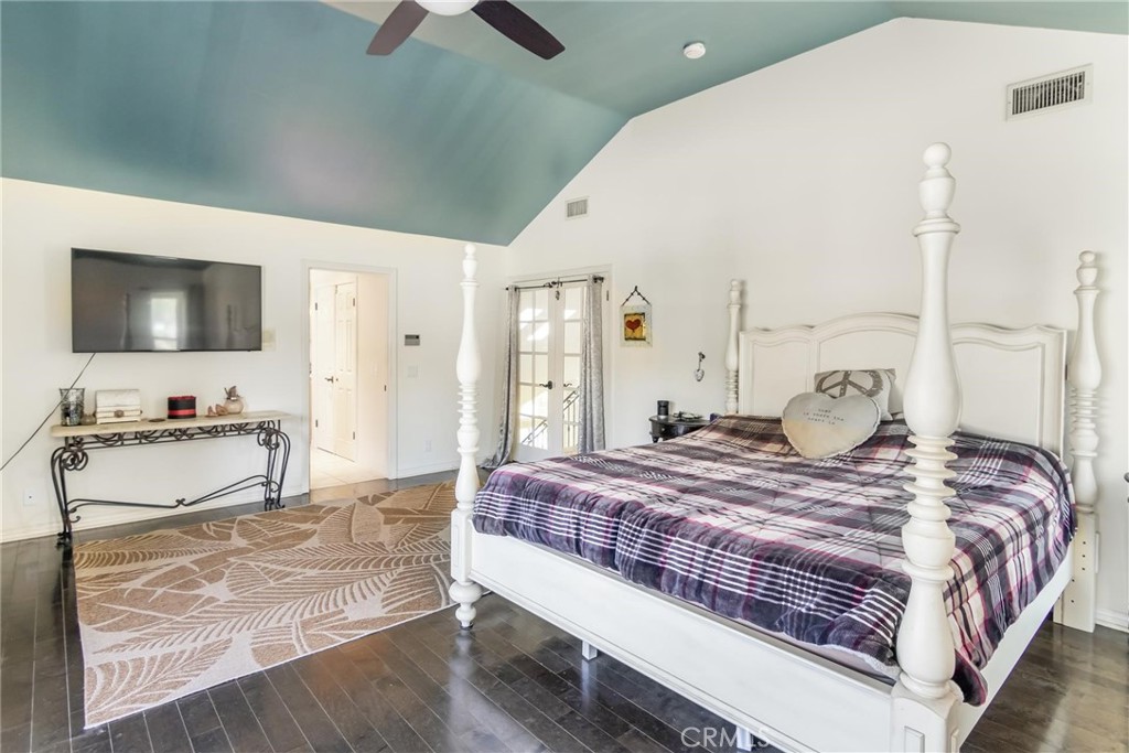 3491 Tapo Street Simi Valley, CA 93063 - Photo 24 of 34 Primary Suite