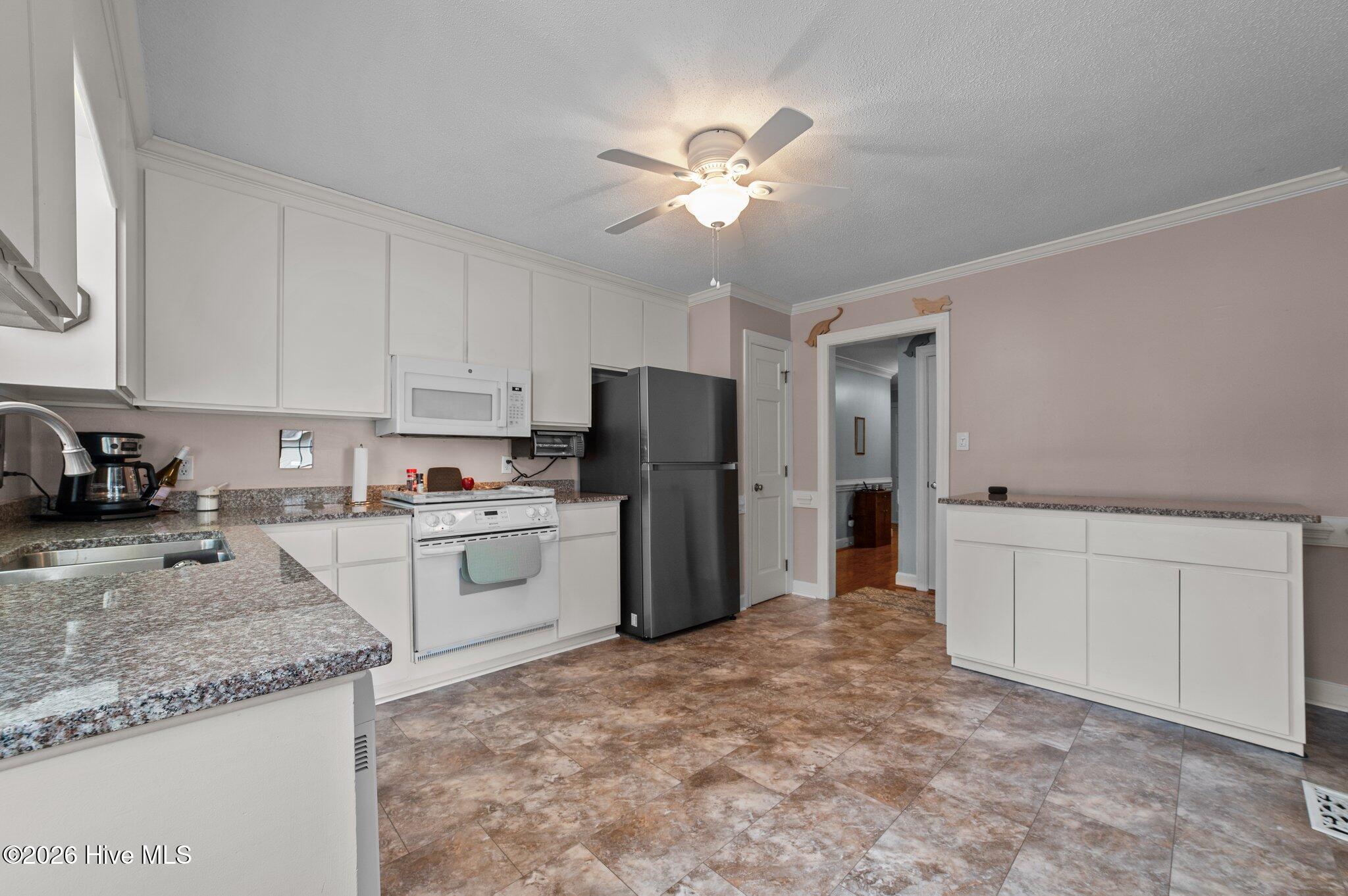 2708 Ridge Road Northwest Wilson, NC 27896 - Photo 22 of 49 22-web-or-mls-LHV_3733