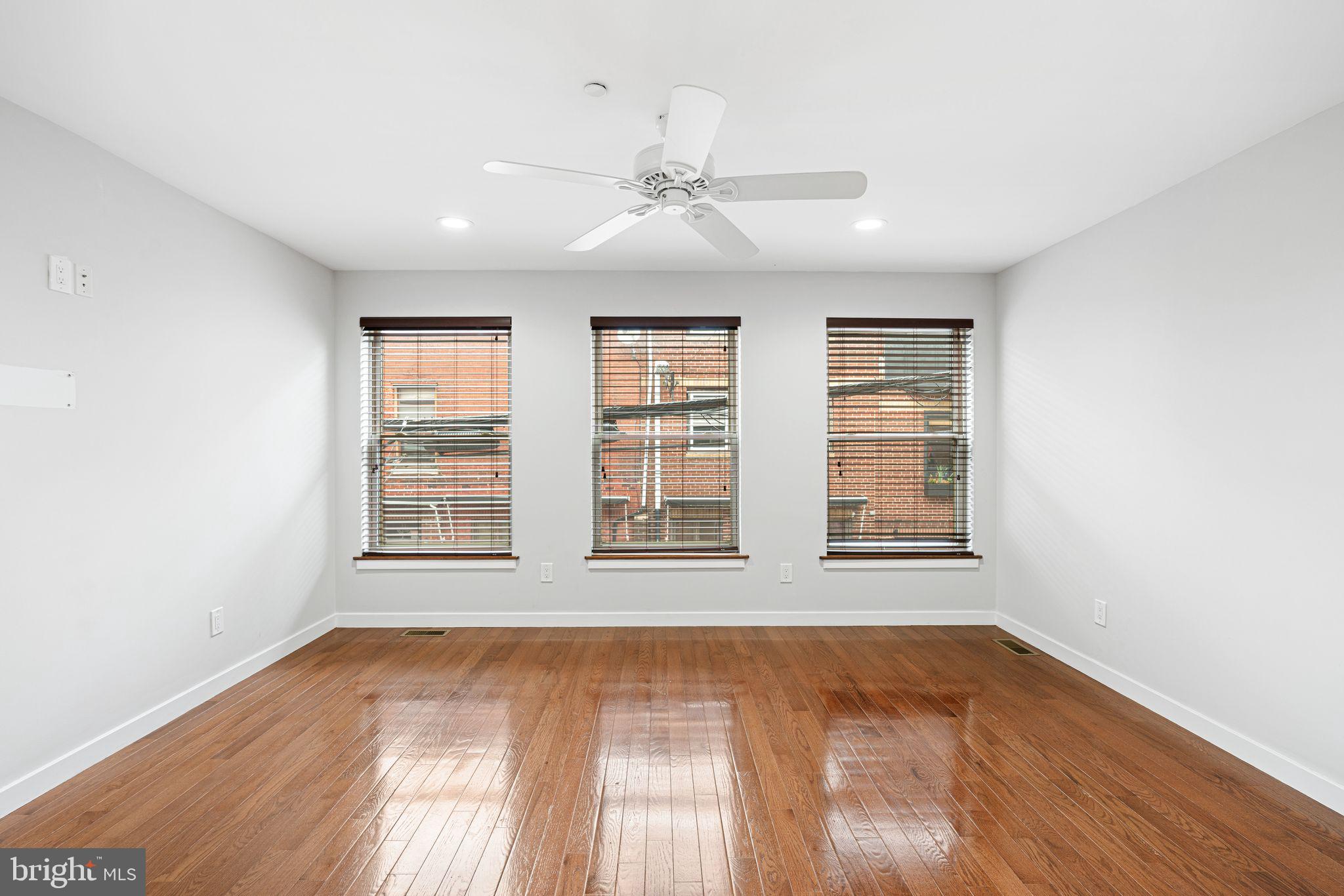 444 Poplar Street Philadelphia, PA 19123 - Photo 28 of 39