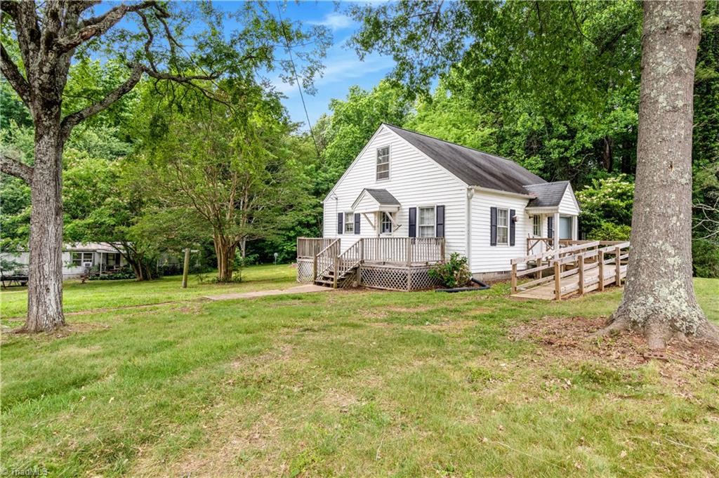 141 Vanzant Road Mocksville, NC 27028 - Photo 2 of 24