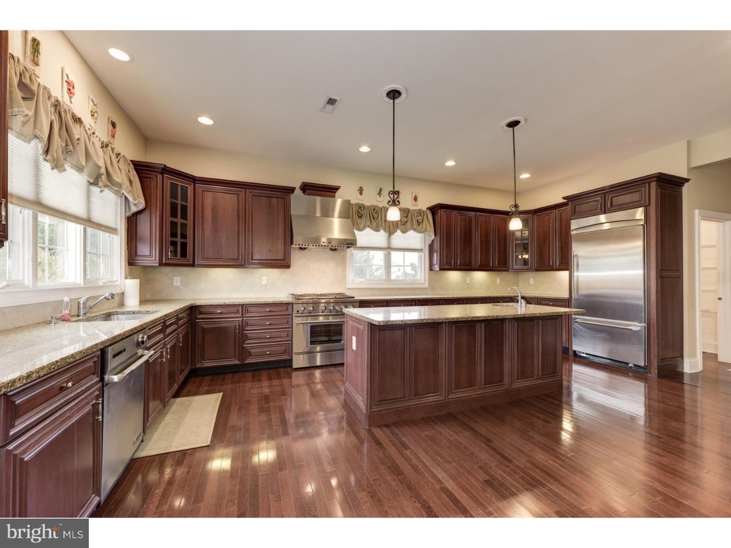 5 Greens Court Cream Ridge, NJ 08514 - Photo 8 of 25