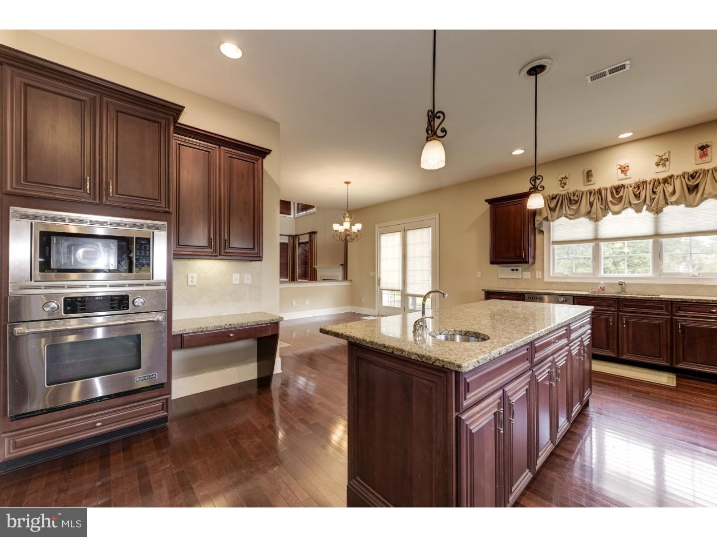 5 Greens Court Cream Ridge, NJ 08514 - Photo 10 of 25