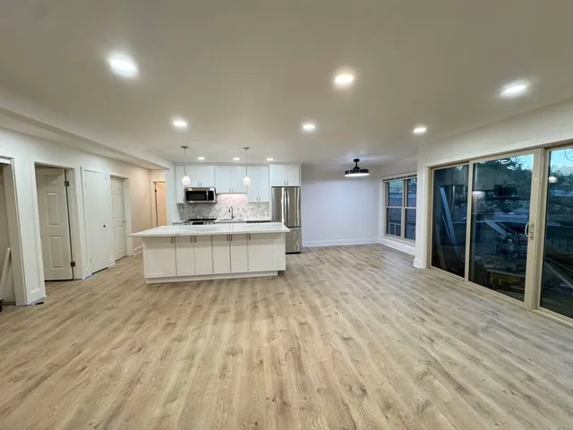 $3,500 | 2083 Ascot Drive, Moraga, CA 94556