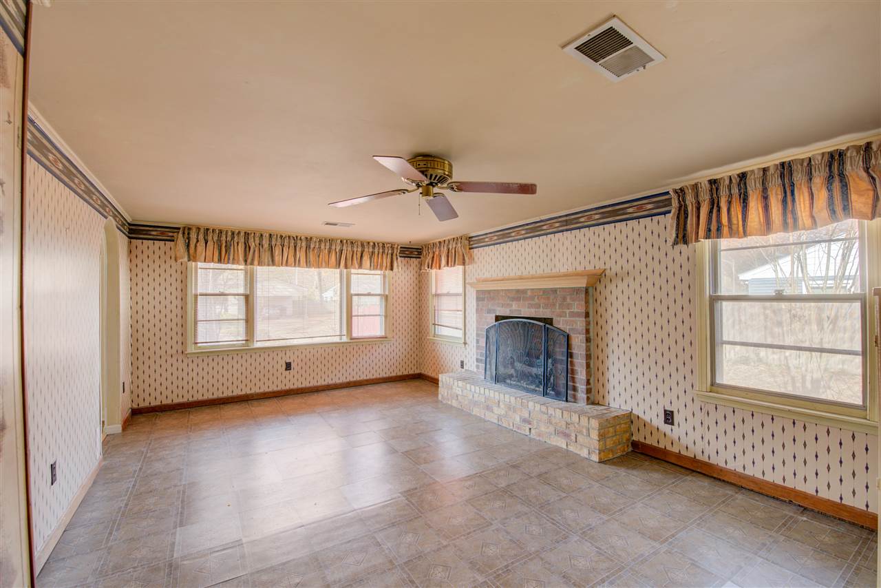4632 Flamingo Road Memphis, TN 38117 - Photo 3 of 16