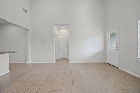 $354,500 | 518 Luna Vista Drive, Hutto, TX 78634