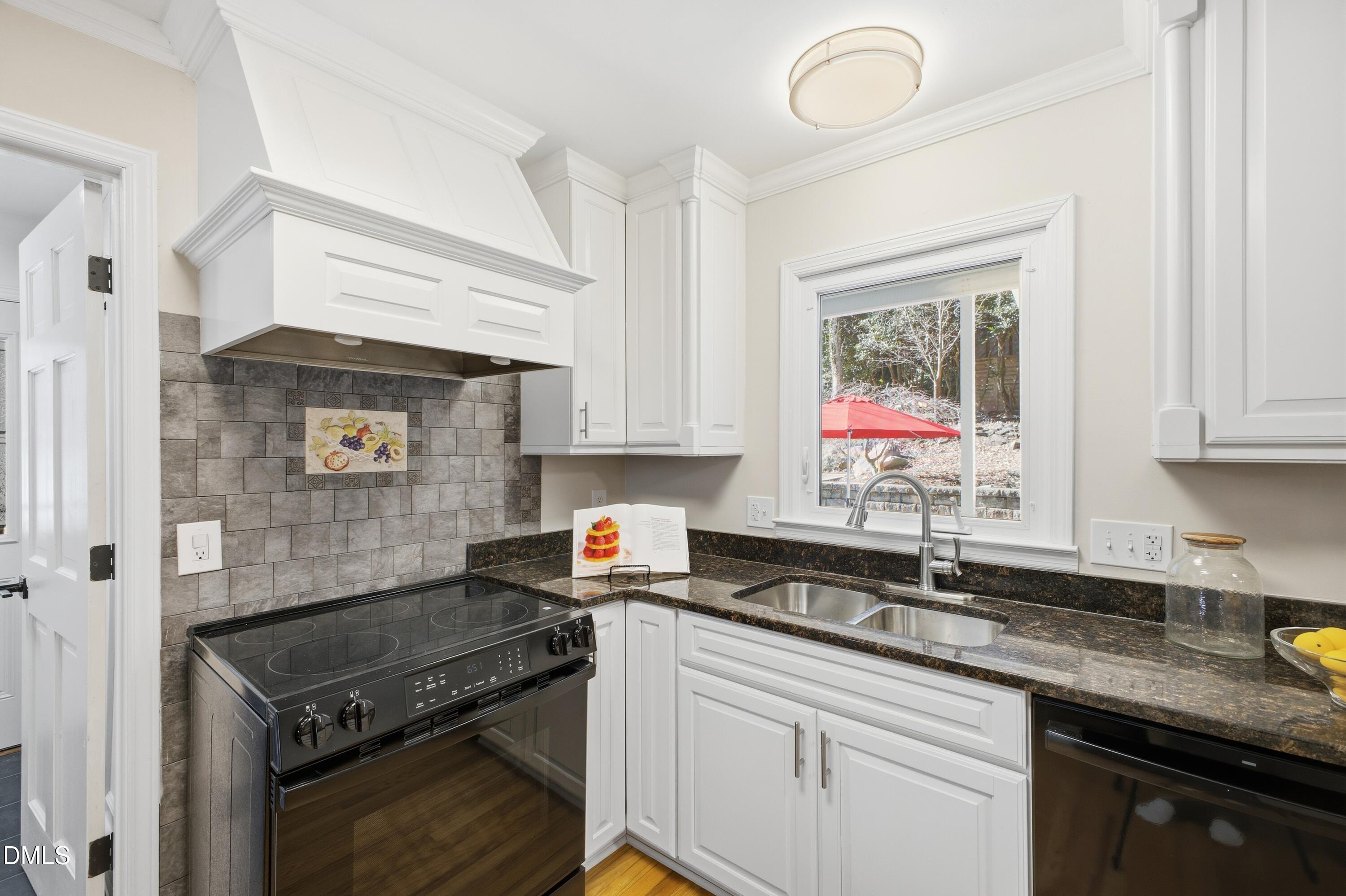6221 Rushingbrook Drive Raleigh, NC 27612 - Photo 13 of 45 CY1A9435